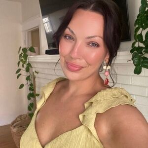 Meet your Posher, Chelsey